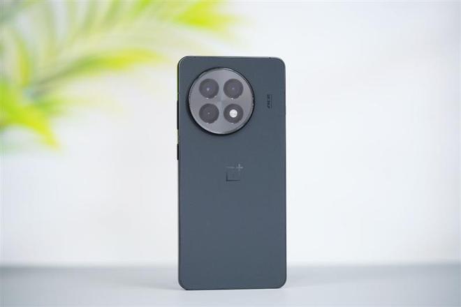 最具性价比的骁龙8至尊旗舰 游戏水桶机皇！PP电子网站一加Ace 5 Pro评测：(图15)